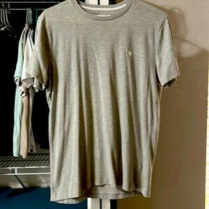 Men’s Abercrombie and Fitch soft A&F size Small , green